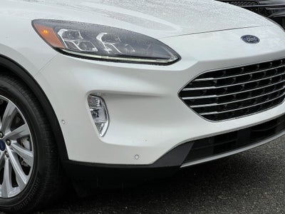 2022 Ford Escape Hybrid Titanium Elite Package