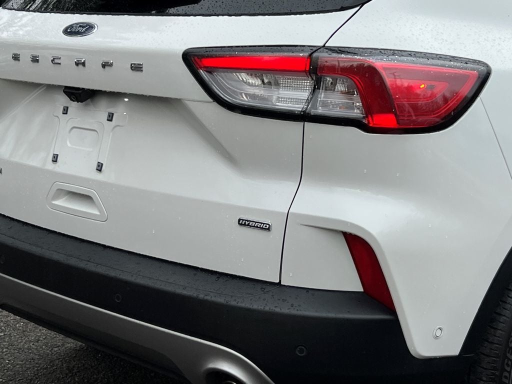 2022 Ford Escape Hybrid Titanium Elite Package
