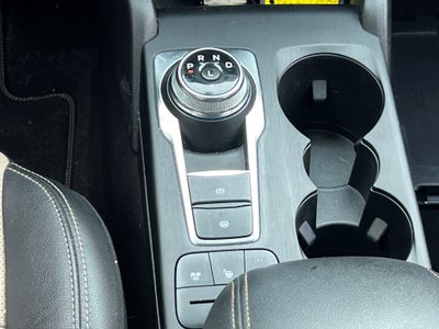 2022 Ford Escape Hybrid Titanium Elite Package