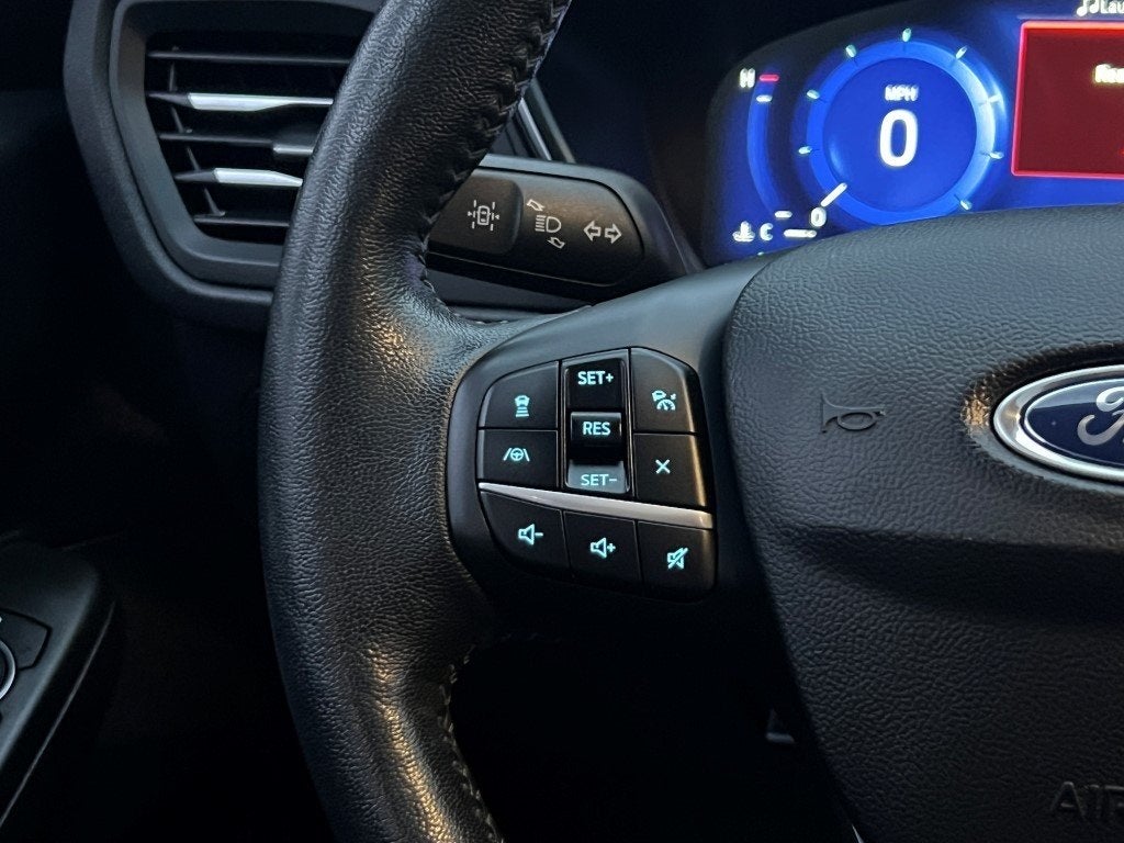 2020 Ford Escape Titanium Hybrid