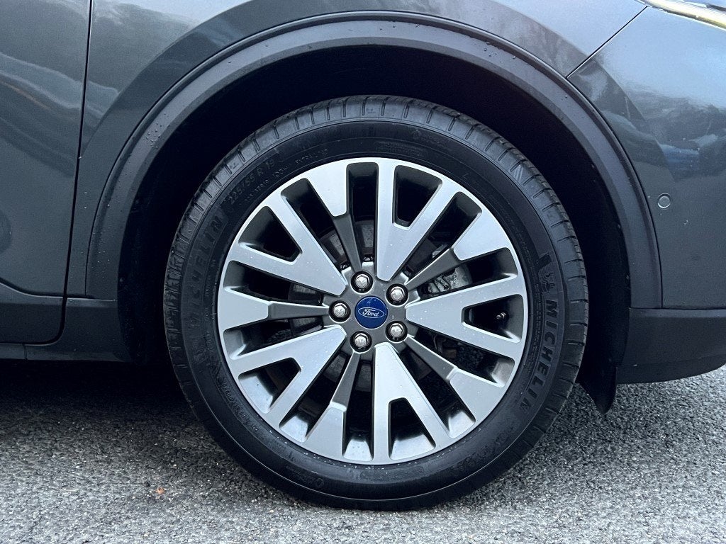 2020 Ford Escape Titanium Hybrid