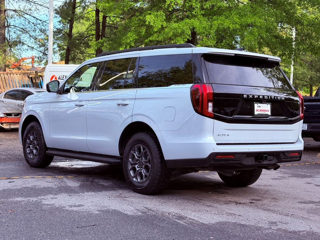2025 Ford Expedition Active