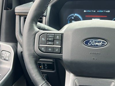 2024 Ford F-150 Lightning Lariat