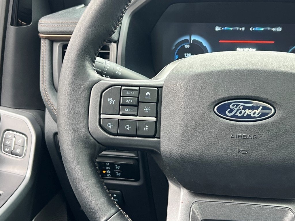 2024 Ford F-150 Lightning Lariat