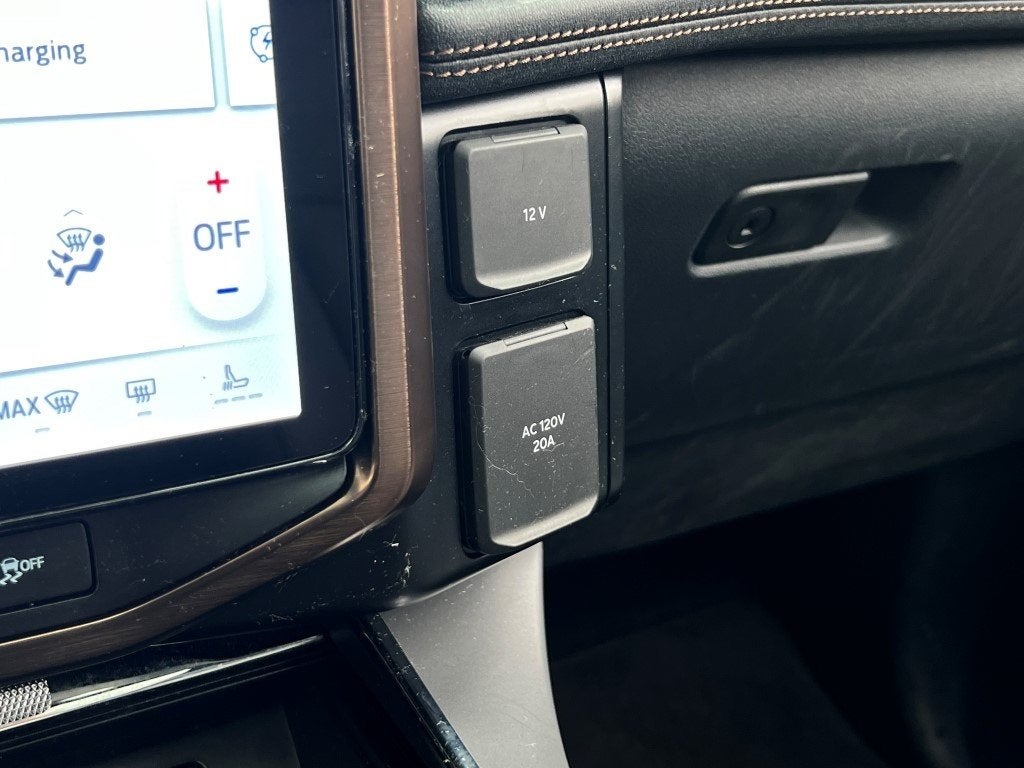 2024 Ford F-150 Lightning Lariat