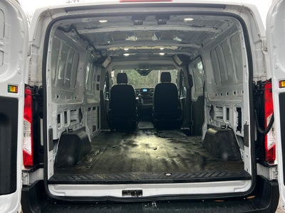 2022 Ford Transit-250 Base