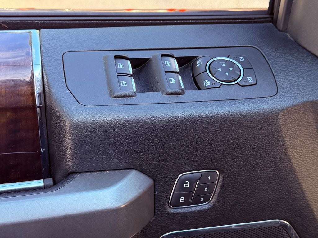 2015 Ford F-150 Platinum