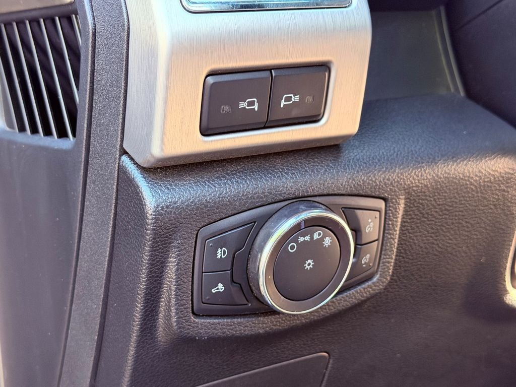 2015 Ford F-150 Platinum