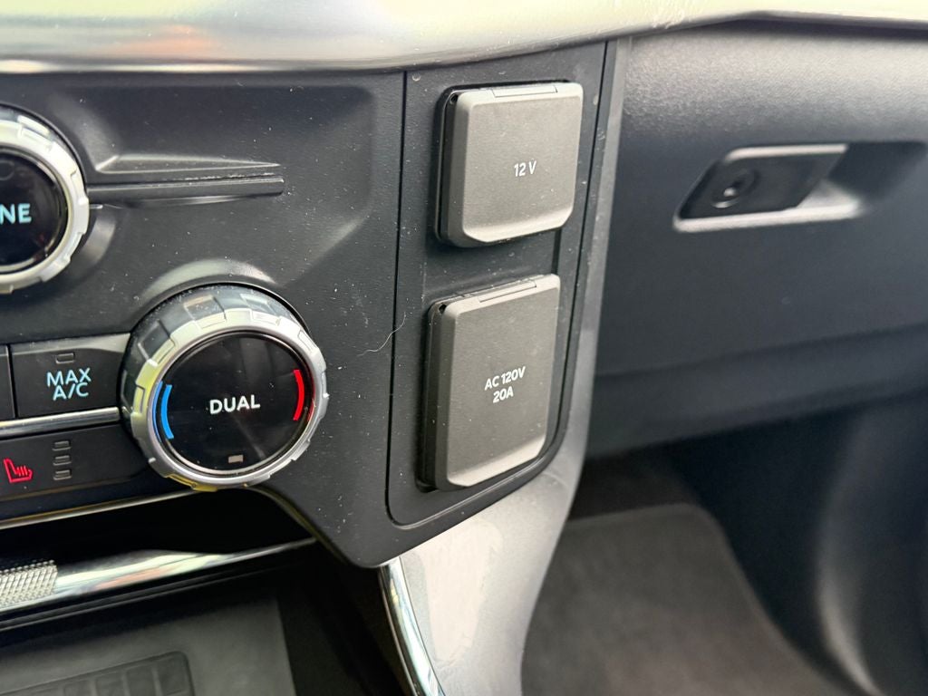 2022 Ford F-150 Base