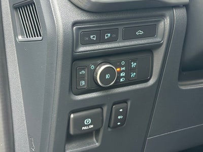 2022 Ford F-150 Base