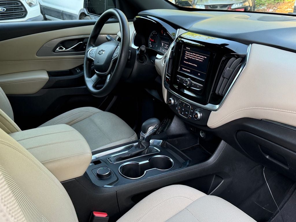 2023 Chevrolet Traverse LS