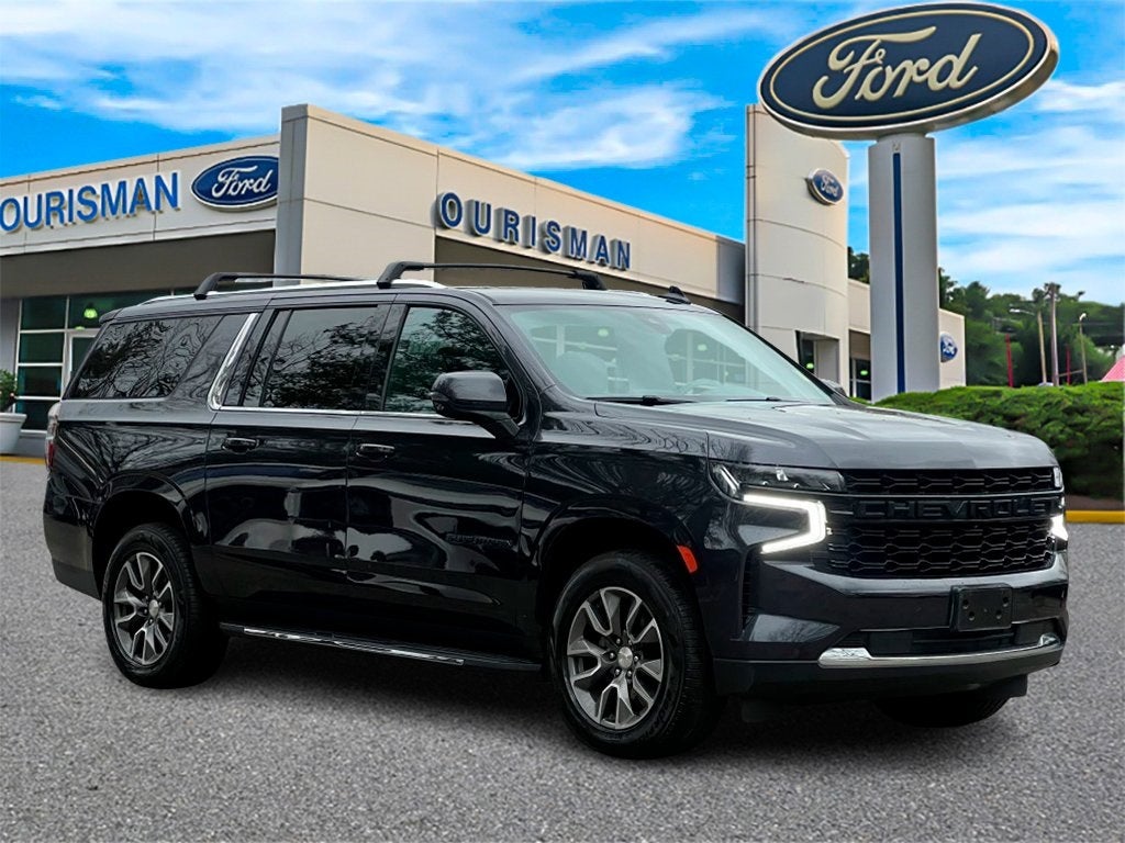 2022 Chevrolet Suburban LT