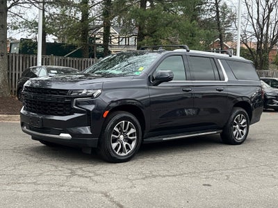 2022 Chevrolet Suburban LT