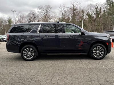 2022 Chevrolet Suburban LT