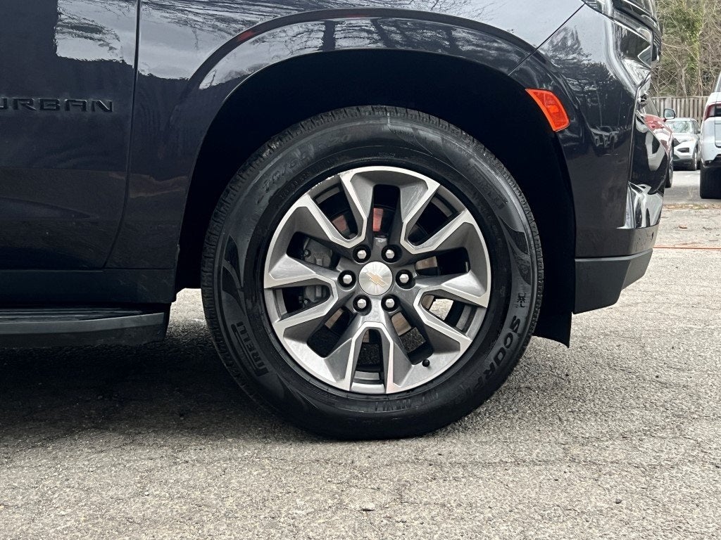 2022 Chevrolet Suburban LT