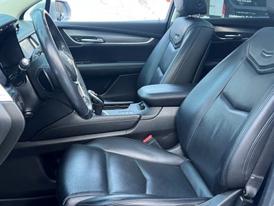 2018 Cadillac XT5 Premium Luxury