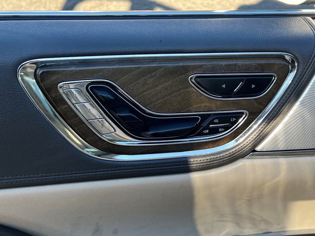 2019 Lincoln Continental Reserve