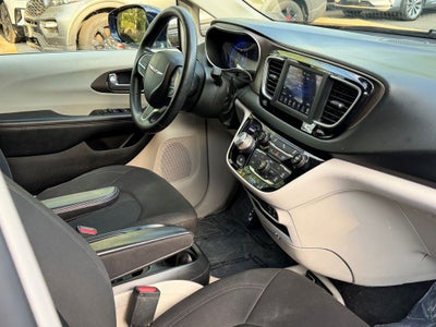2019 Chrysler Pacifica Touring Plus