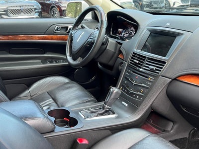 2017 Lincoln MKT Elite