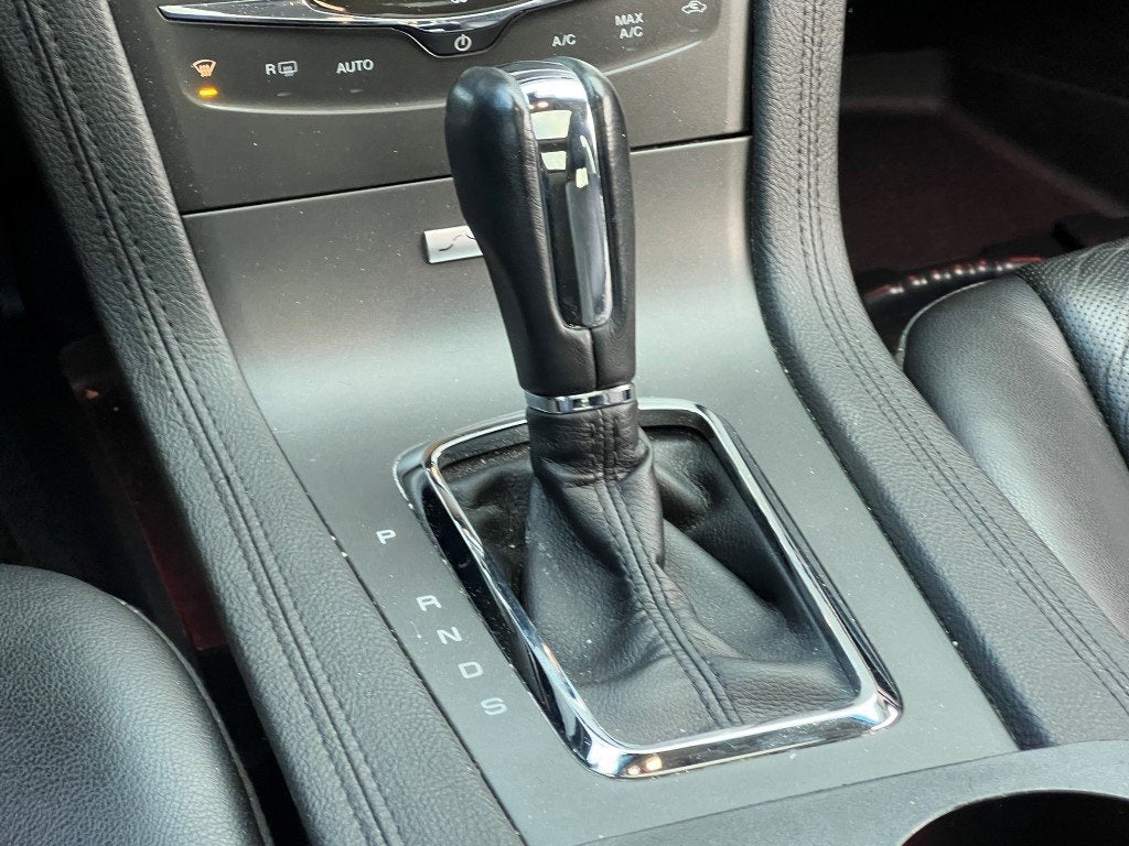 2017 Lincoln MKT Elite