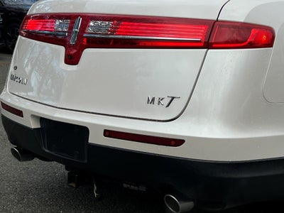 2017 Lincoln MKT Elite