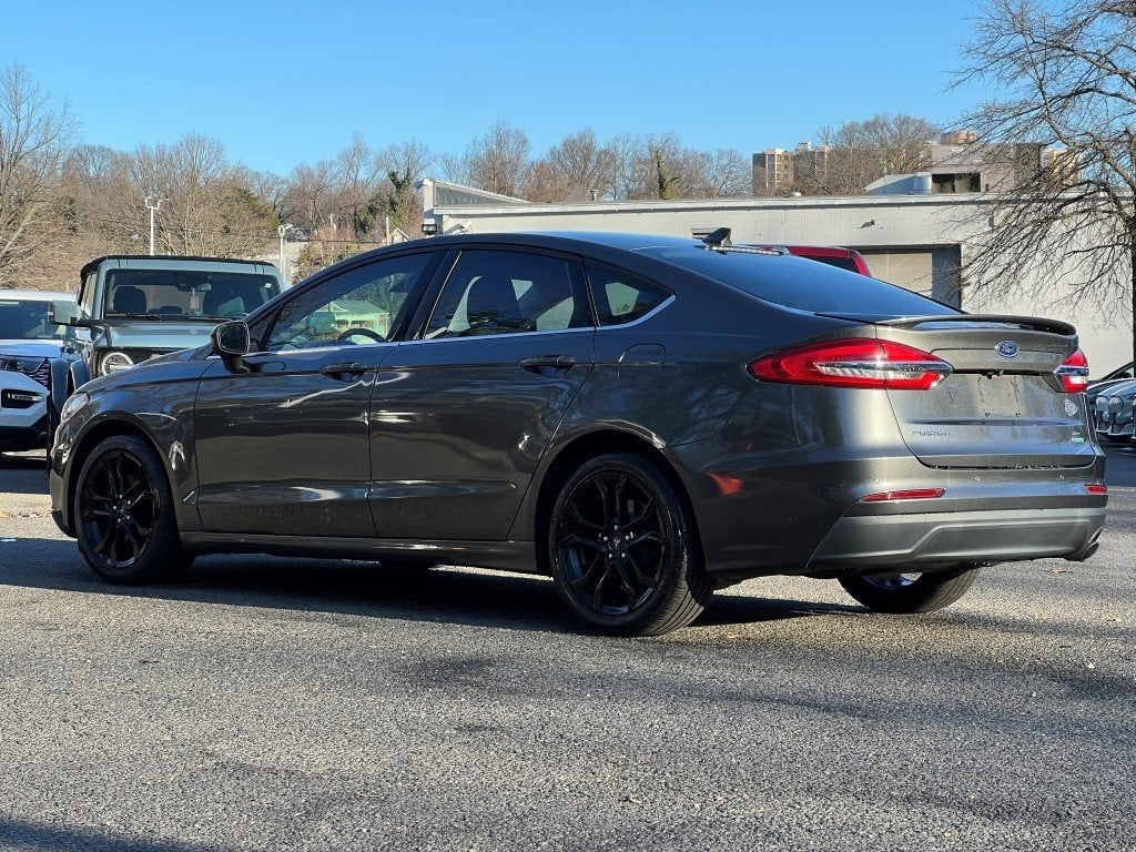 2020 Ford Fusion SE