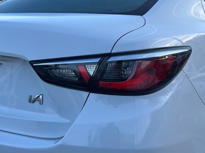 2018 Toyota Yaris iA Base