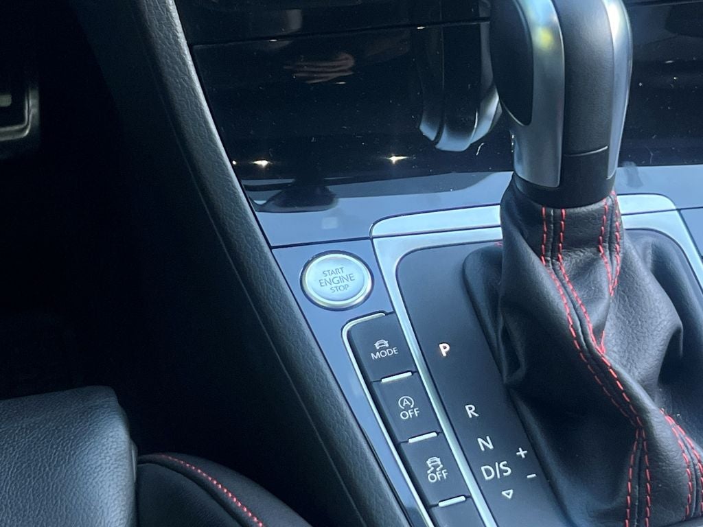 2020 Volkswagen Golf GTI 2.0T SE