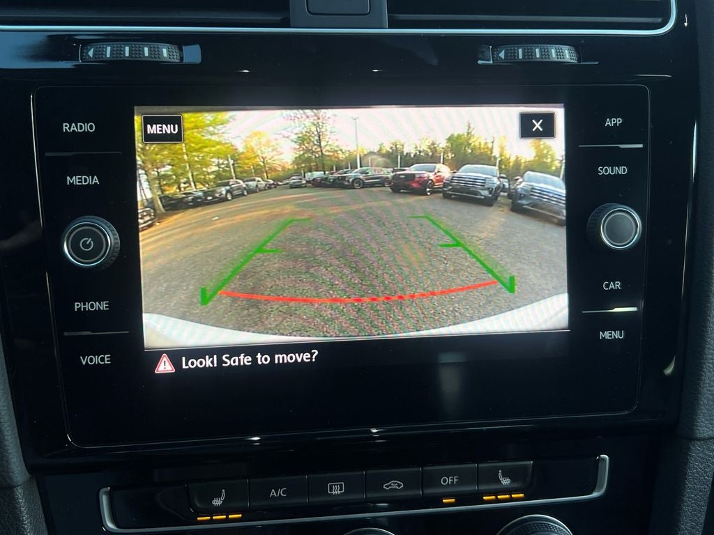 2020 Volkswagen Golf GTI 2.0T SE