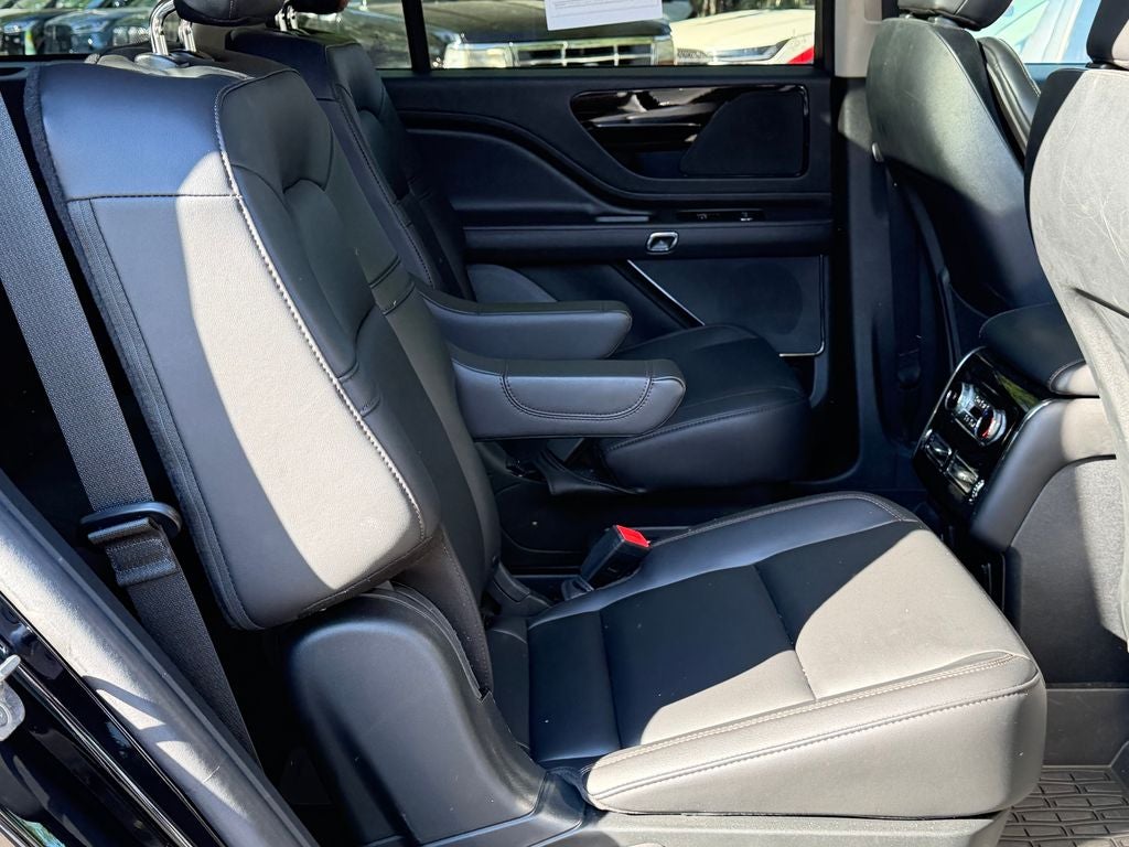 2023 Lincoln Aviator Standard