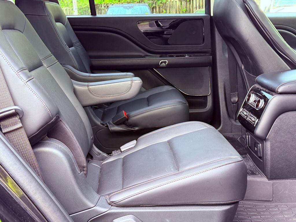 2023 Lincoln Aviator Standard