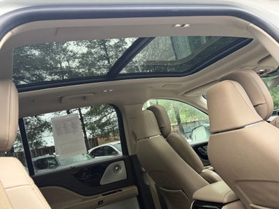 2022 Lincoln Aviator Reserve Premium