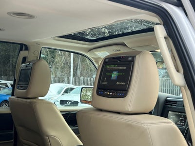 2015 Lincoln Navigator Base