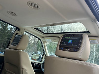 2015 Lincoln Navigator Base