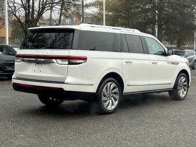 2022 Lincoln Navigator L L Reserve