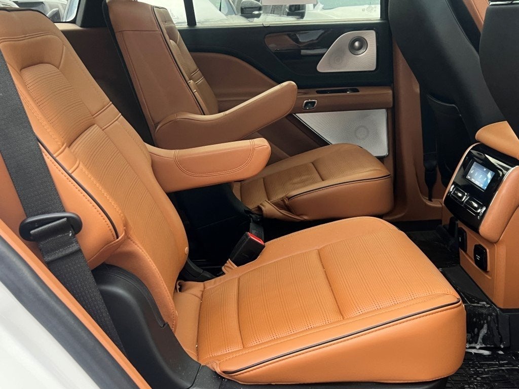 2023 Lincoln Aviator Plug-In Hybrid Black Label Grand Touring