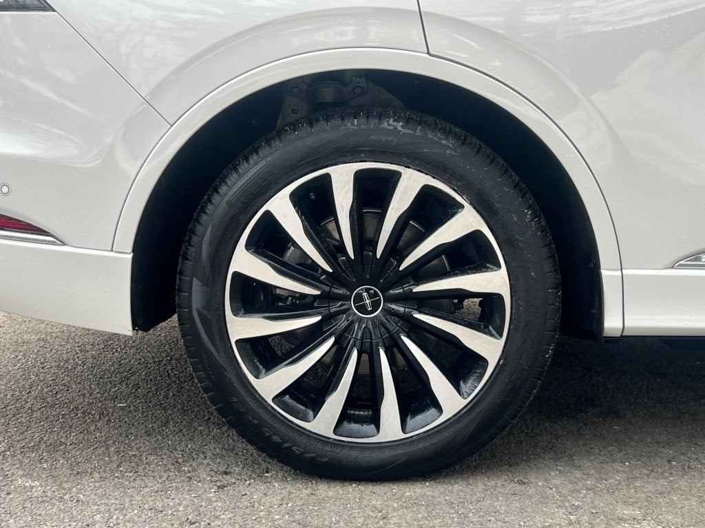 2023 Lincoln Aviator Plug-In Hybrid Black Label Grand Touring