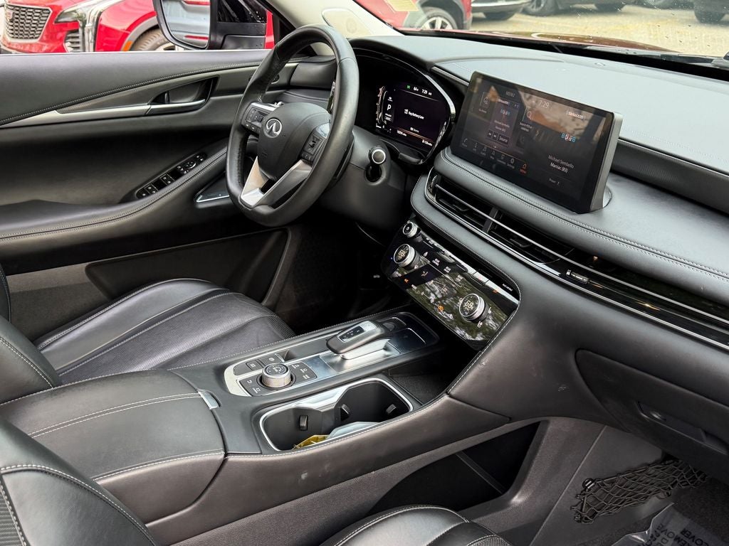 2022 INFINITI QX60 LUXE