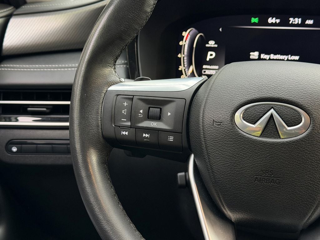 2022 INFINITI QX60 LUXE