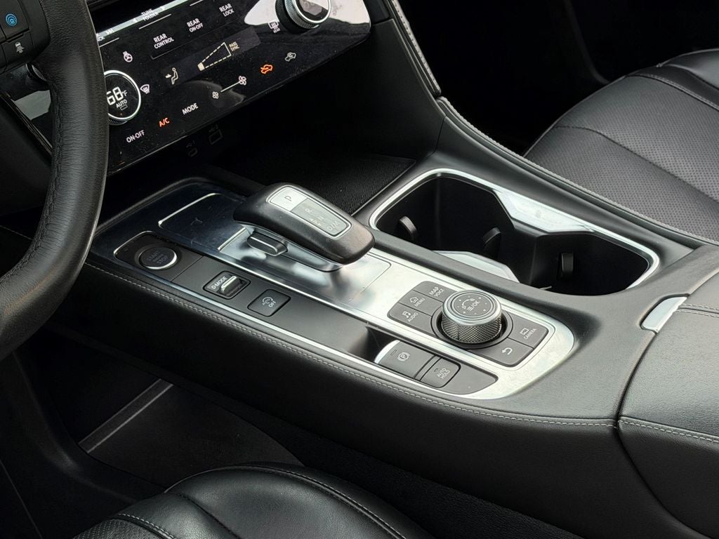 2022 INFINITI QX60 LUXE