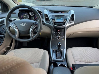 2014 Hyundai Elantra SE