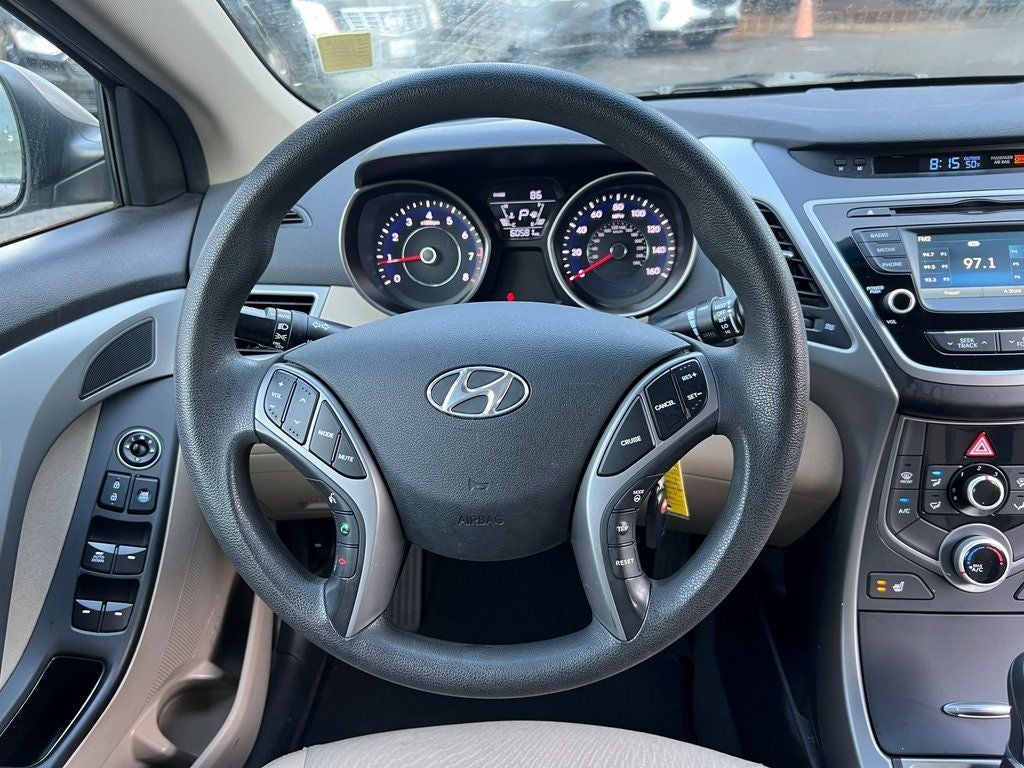 2014 Hyundai Elantra SE