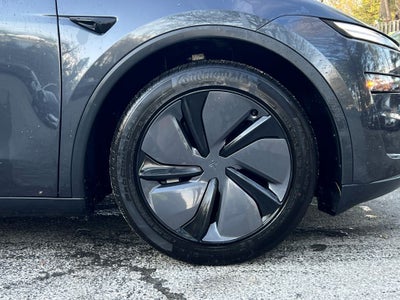 2026 Tesla Model Y Base