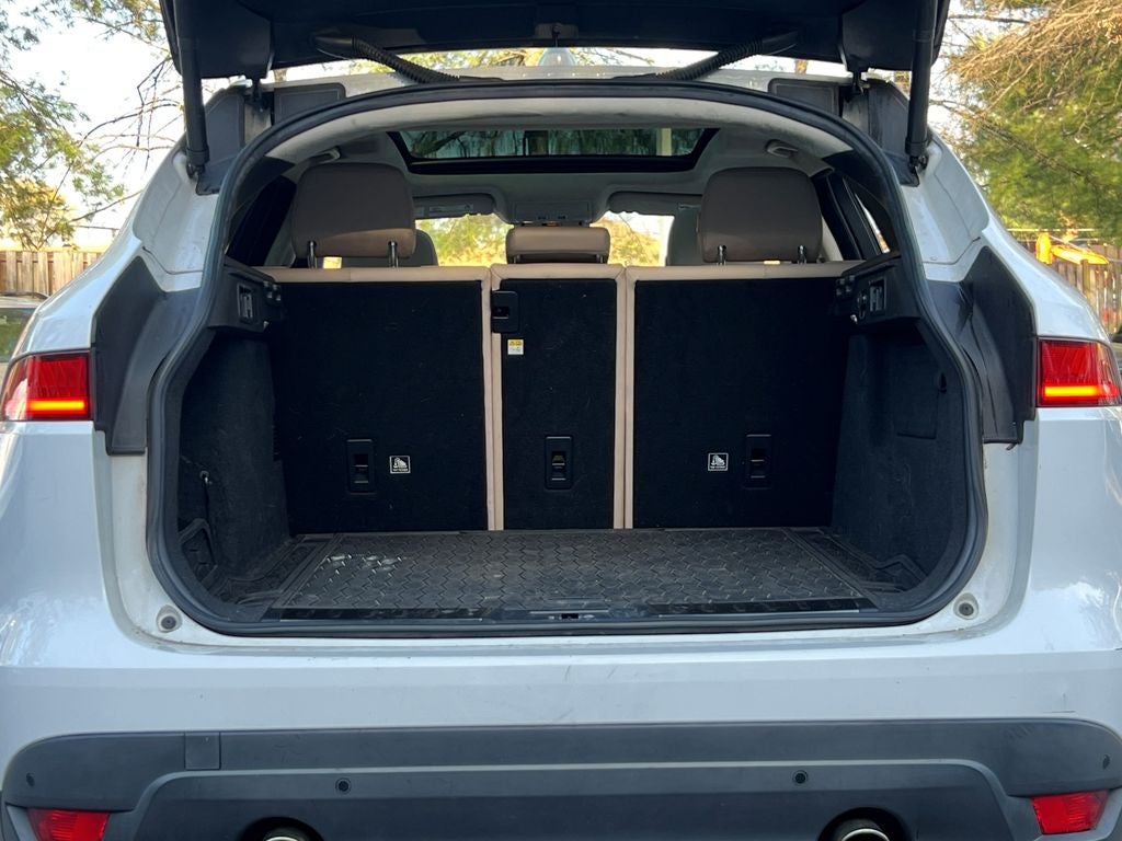 2019 Jaguar F-PACE 25t Premium