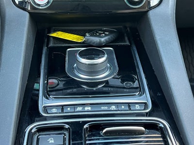 2019 Jaguar F-PACE 25t Premium