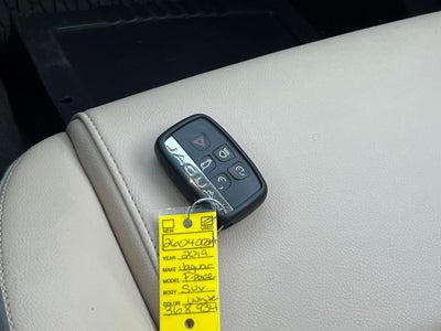 2019 Jaguar F-PACE 25t Premium