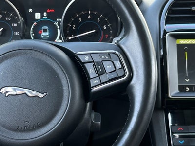 2019 Jaguar F-PACE 25t Premium