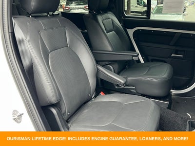 2025 Land Rover Defender 130 X-Dynamic SE