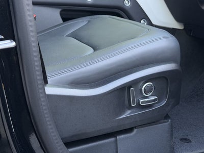 2025 Land Rover Defender 130 S