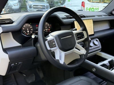 2025 Land Rover Defender 130 S